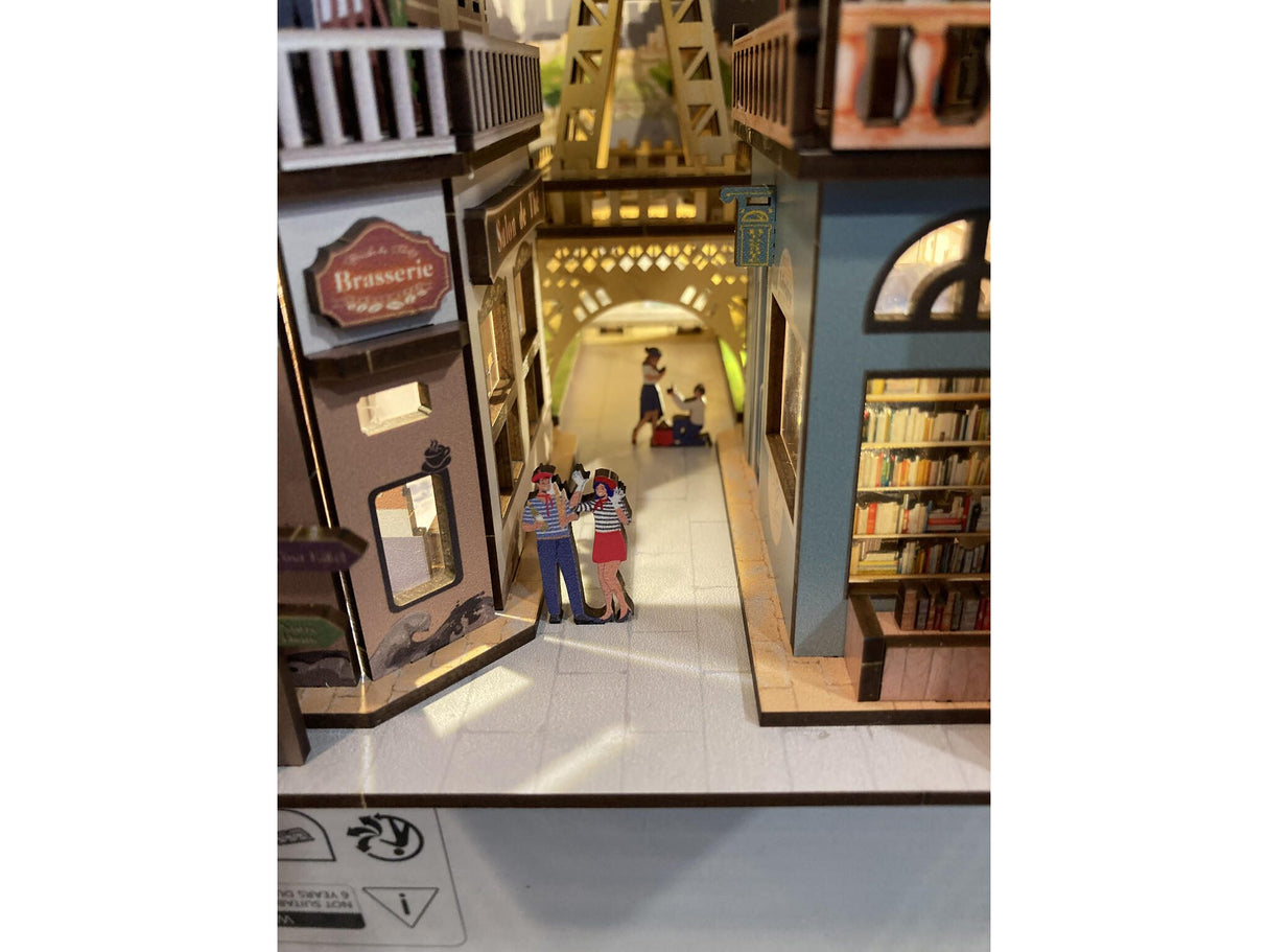Tiny Adventures "Paris"