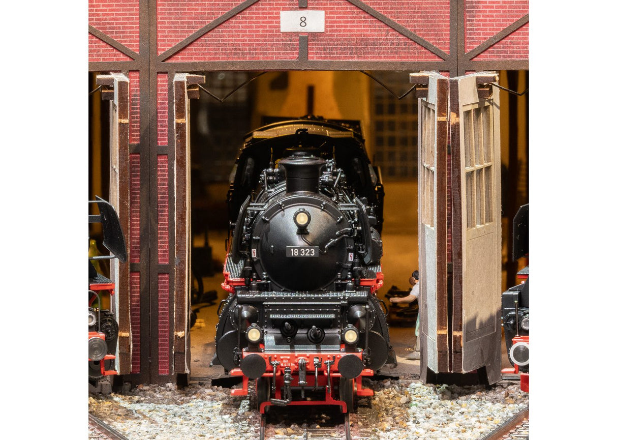 Class 211 Diesel Locomotive