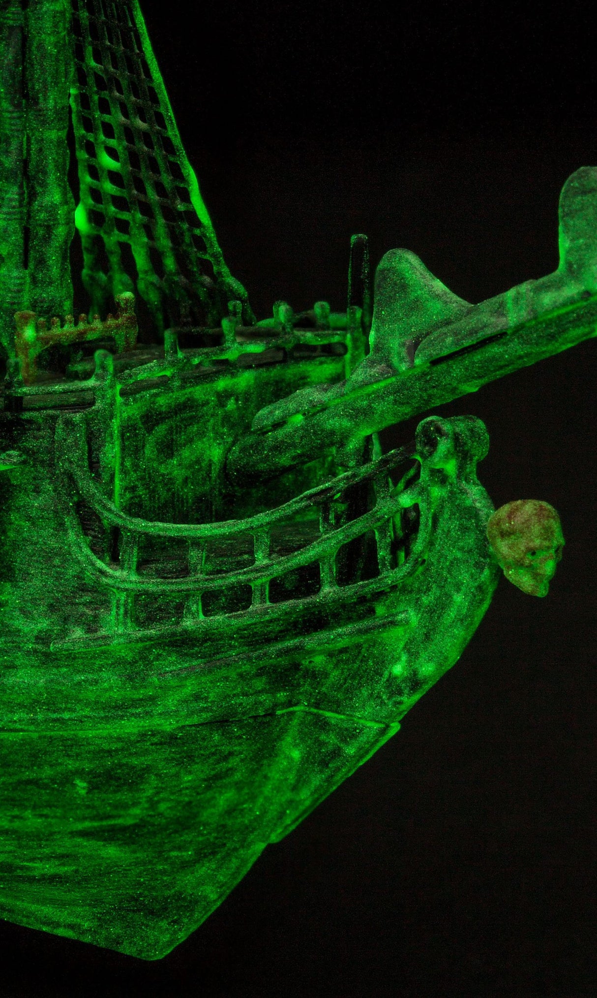 Ghost Ship easy-click-system with "Night Color"