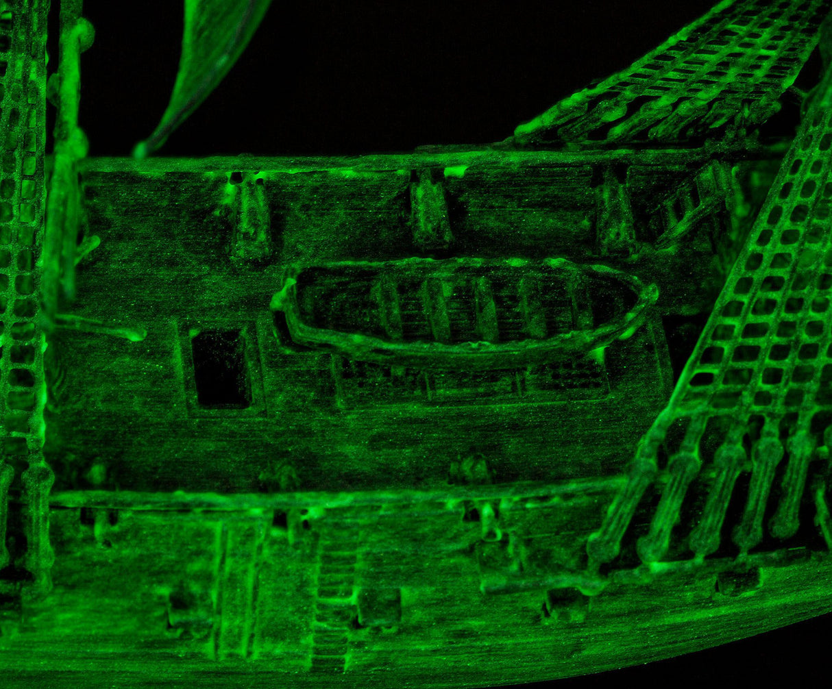 Ghost Ship easy-click-system with "Night Color"