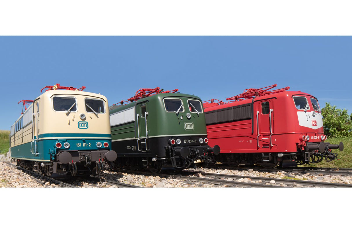 Class VT 88.9 Diesel Powered Rail Car - the "Pig's Snout"