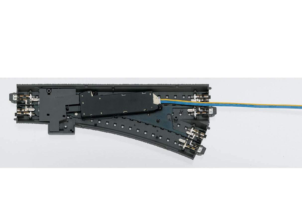 Installation Digital Decoder for Turnouts (C Track)