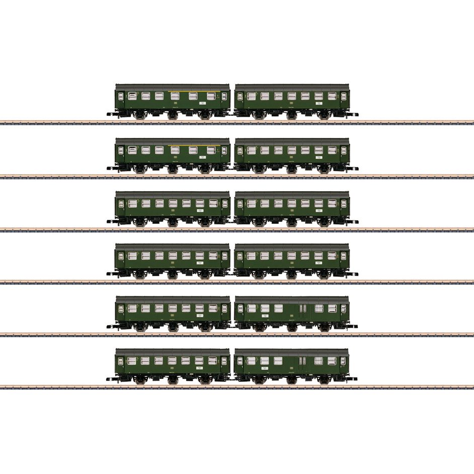 Z Gauge SmileyWorld® Car for 2025