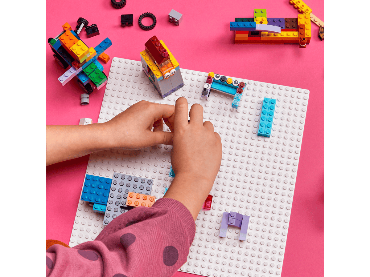 White Baseplate