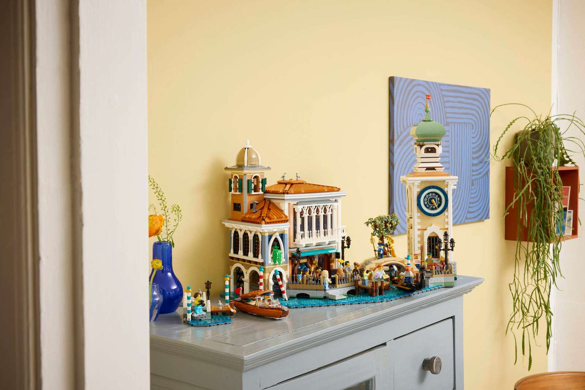 Venetian Neighbourhood