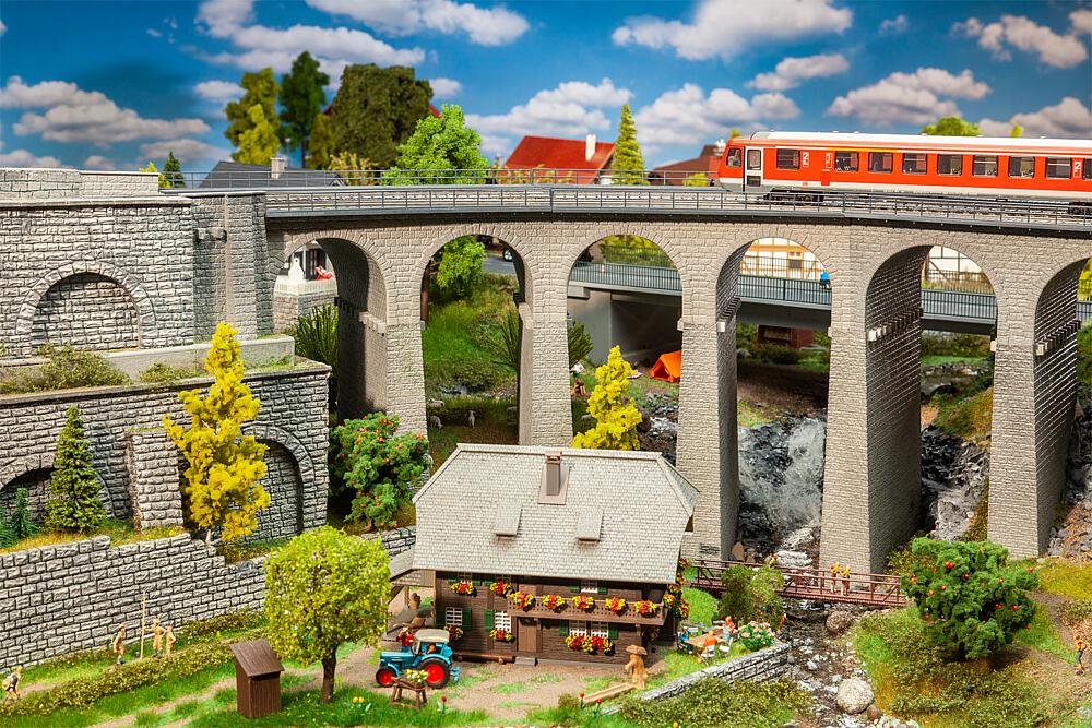 Platform bridge Neustadt/Wein