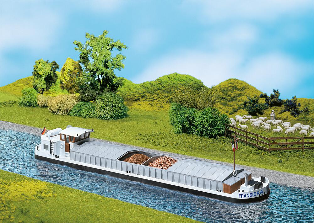 Stables with 4 horses