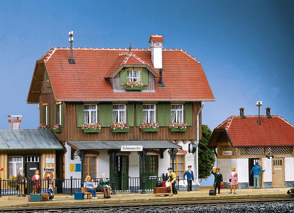 Altenholz railway station