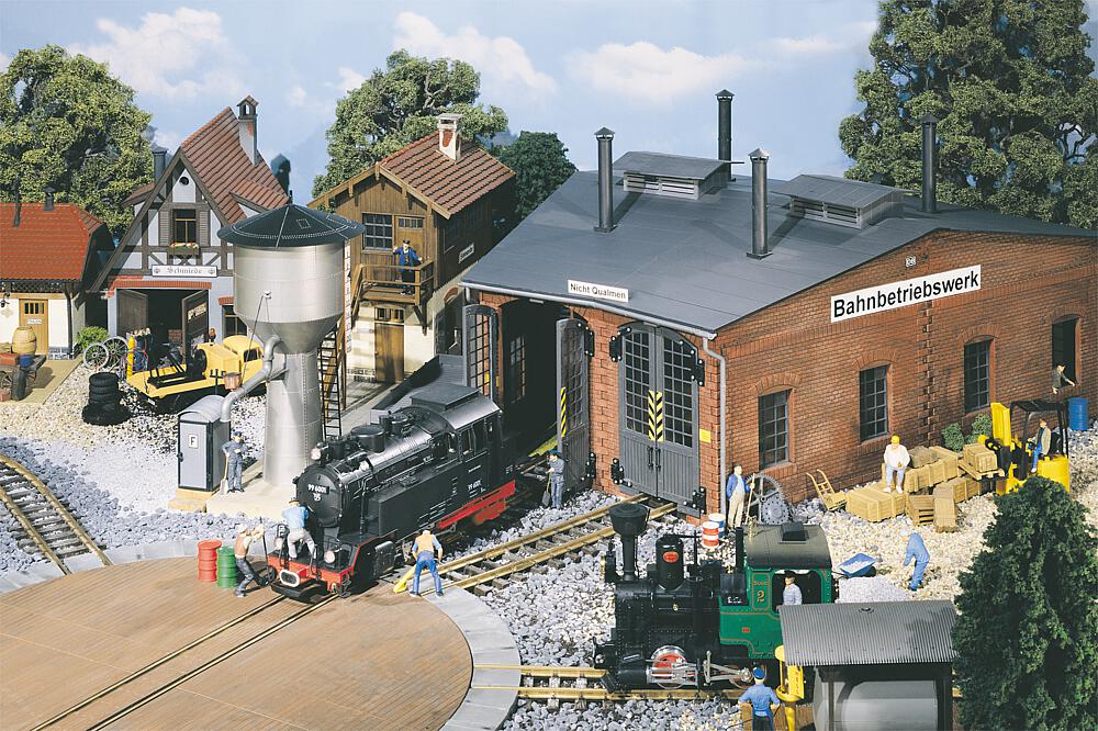 Railway equipment set