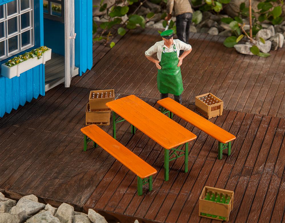 4 park benches