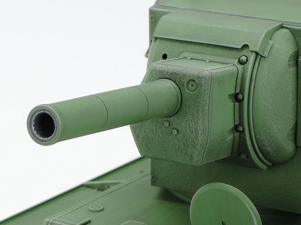 Russian Heavy Tank KV-2