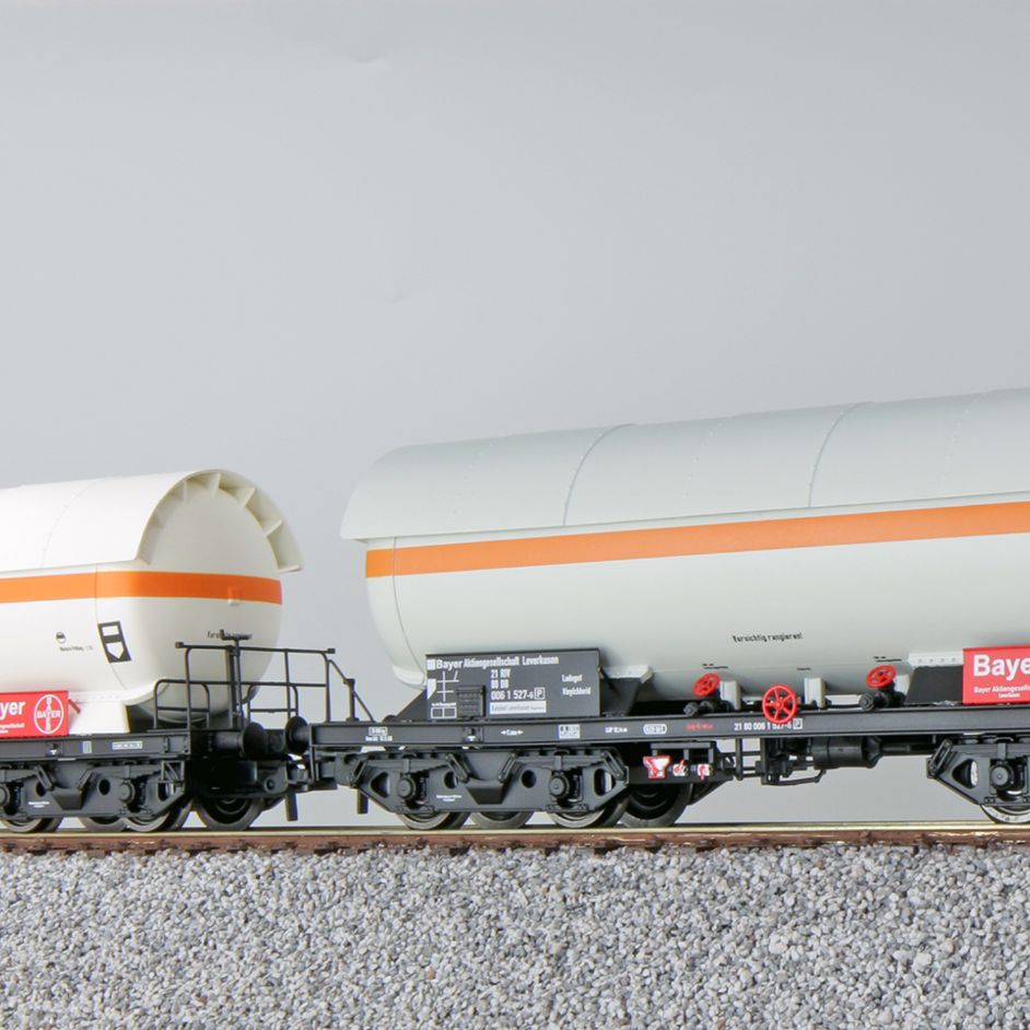 Gas tank car set ZAG 620, 2 * Bayer