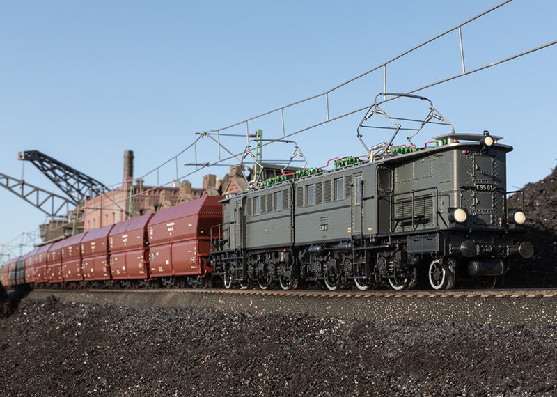 Class V 60 Diesel Locomotive