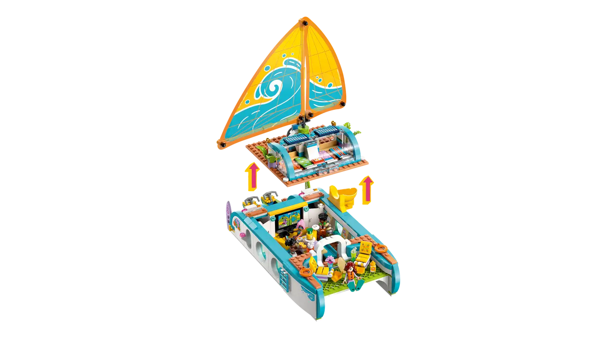 Travel Boat Adventure