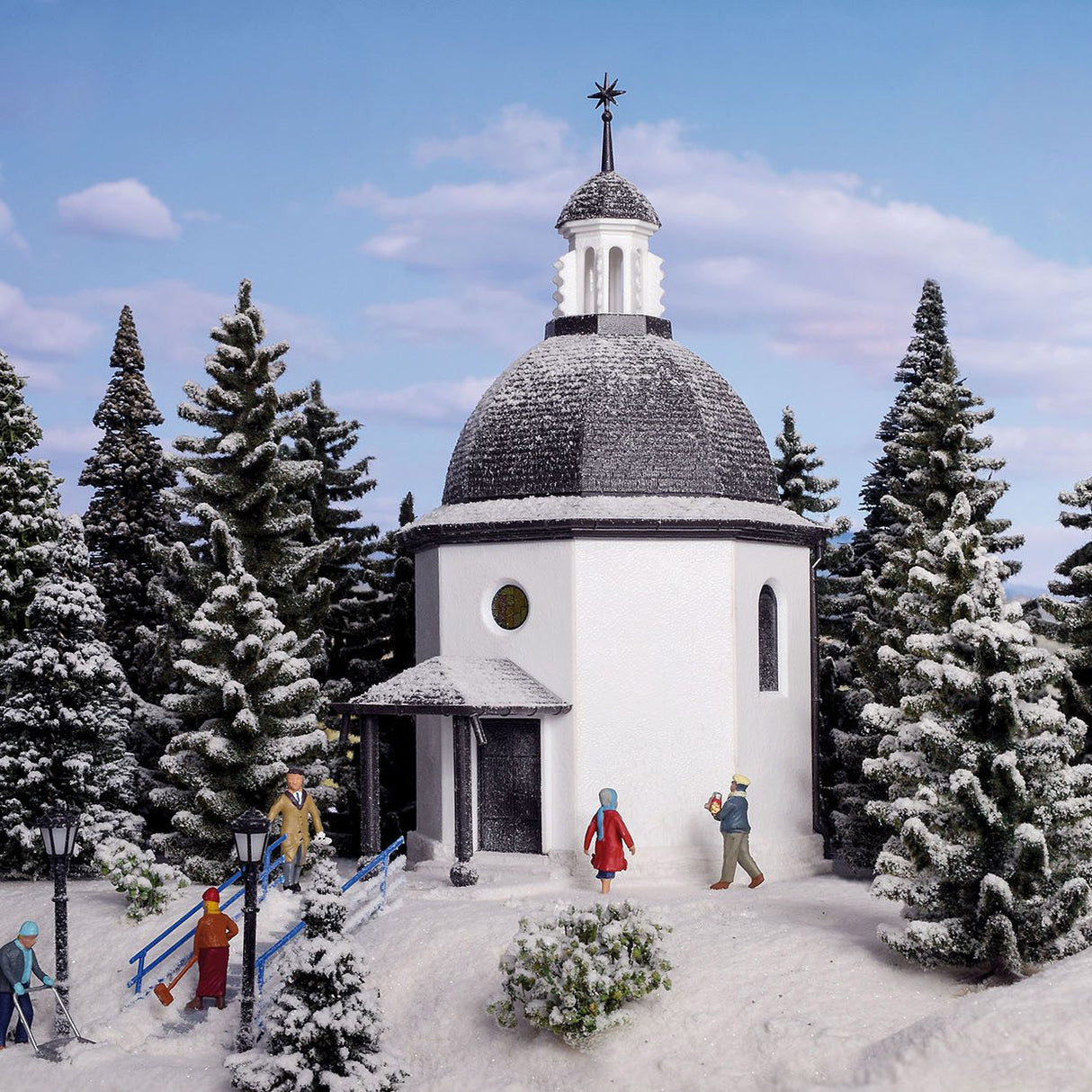 Silent Night Memorial Chapel with LED Lighting and Artificial Snow, Functional Kit