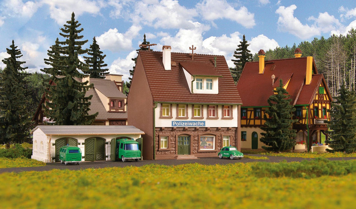 Police Station with Garage, Three Track