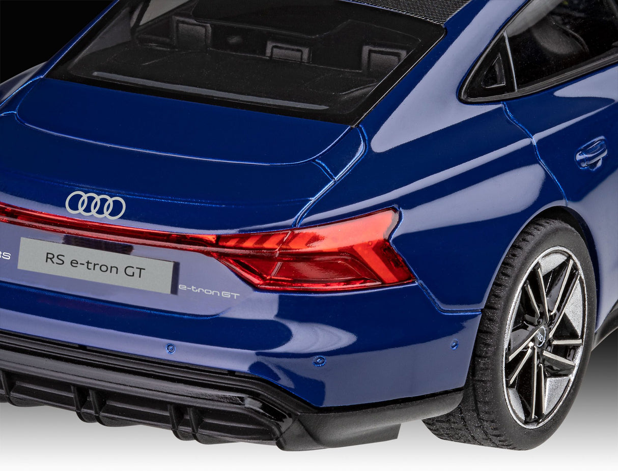 Model Set Audi e-tron GT easy-click-system