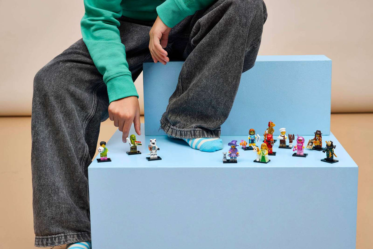 Collectible Minifigures Series 29