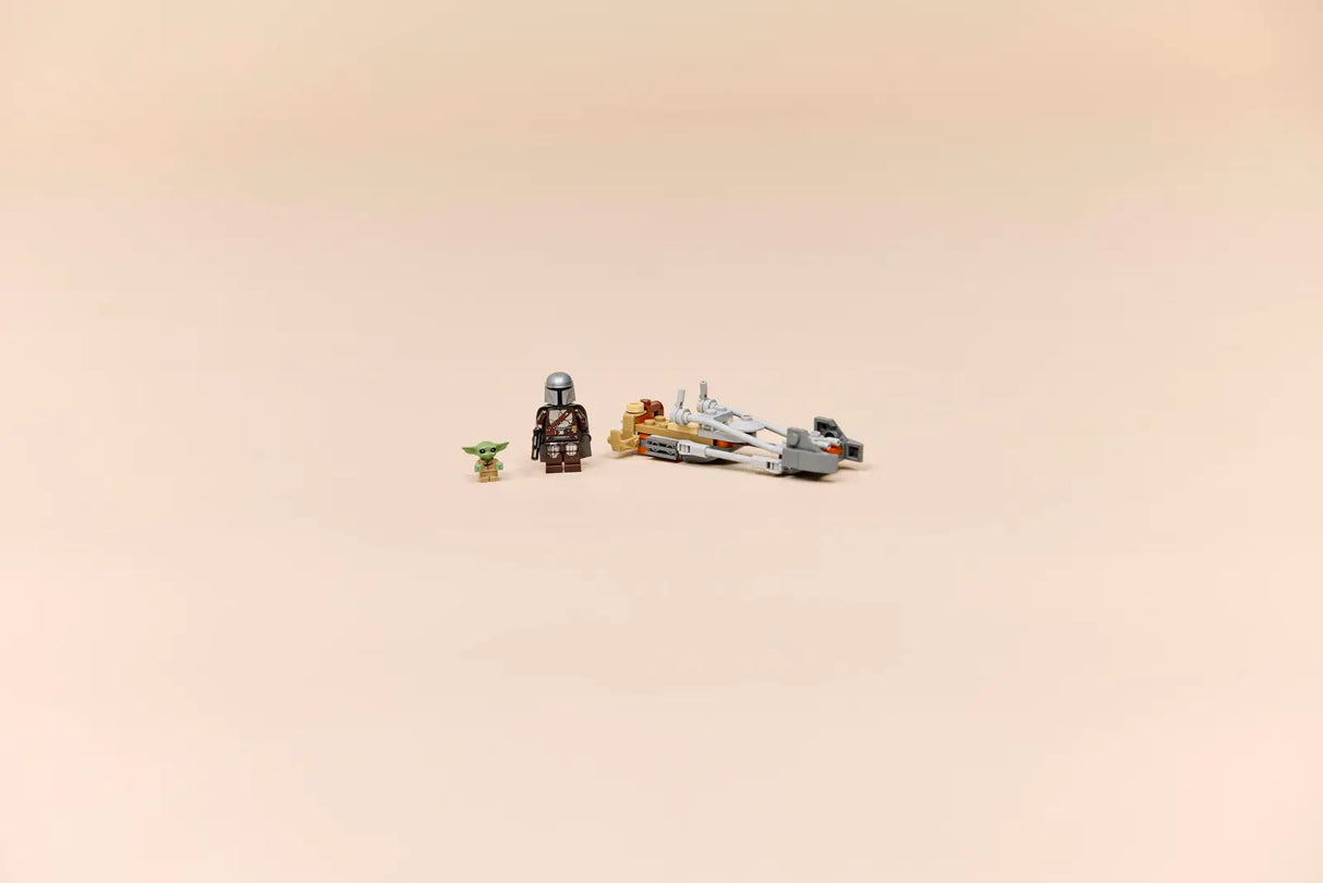 The Mandalorian & Grogu's Speeder Bike™