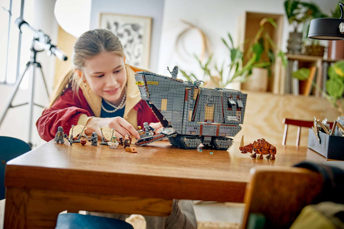 Offworld Sandcrawler™ and Mudhorn