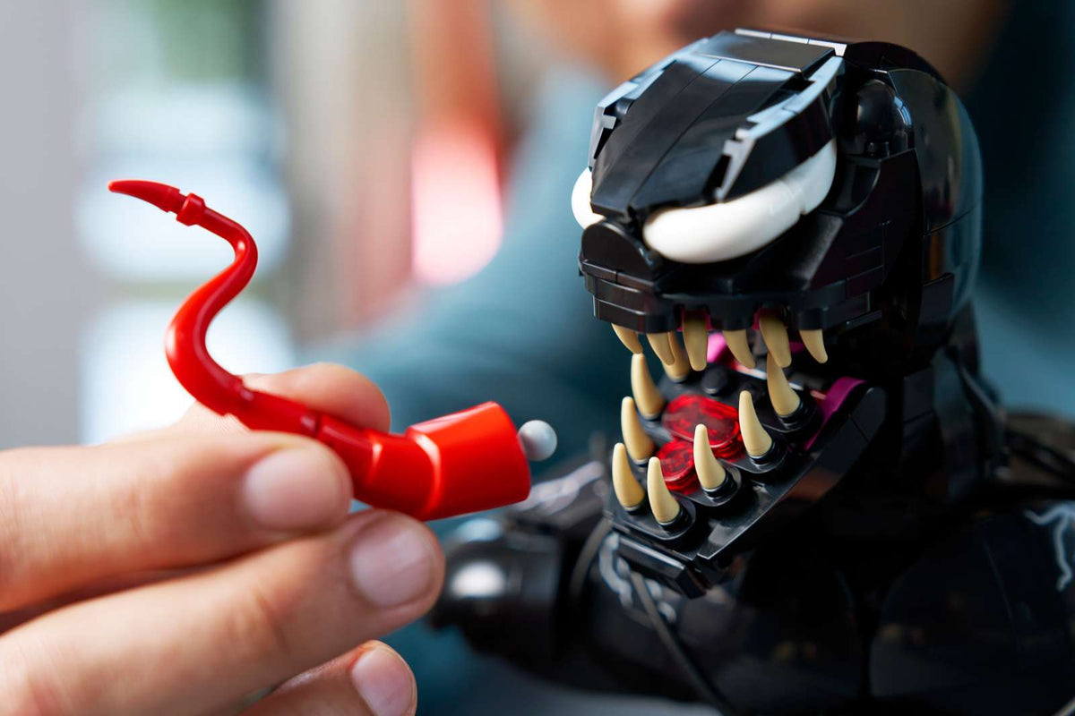 Venom Bust