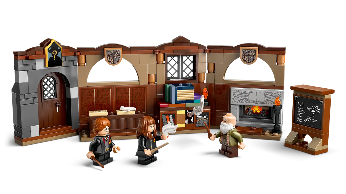 Hogwarts™ Castle: Charms Class