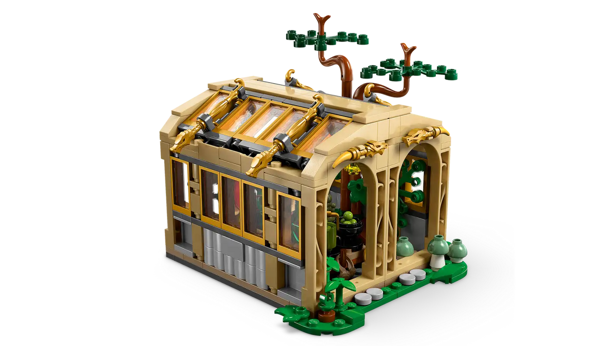 Hogwarts Castle: Herbology Class