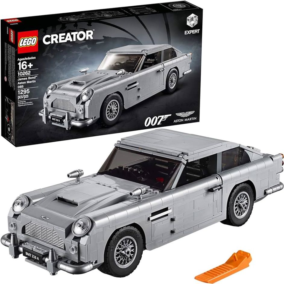 James Bond Aston Martin DB5