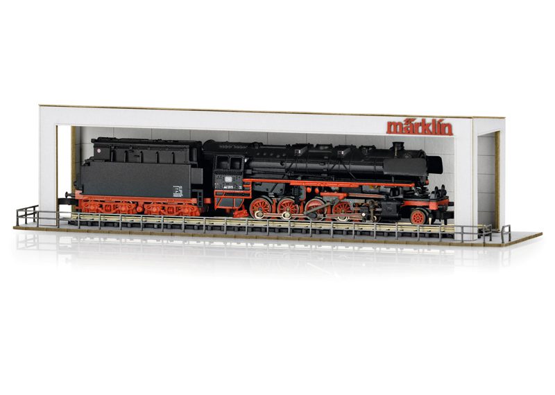 Class 628.2 Diesel Powered Rail Car with a Class 928.2 Cab Control Car