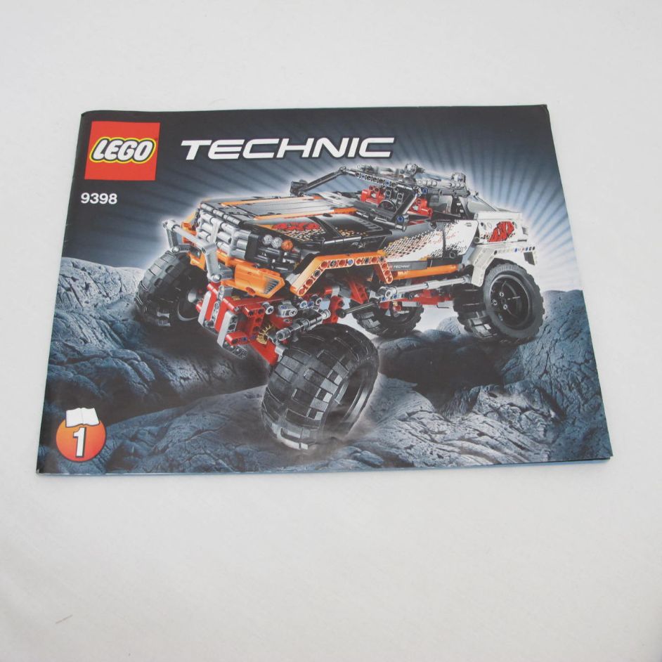 4 x 4 Crawler. Complete with instructions, no box
