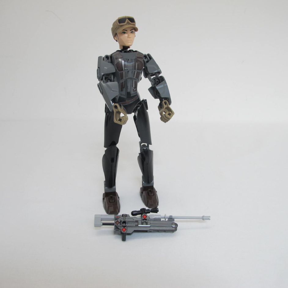 Sergeant Jyn Erso. Complete with instructions and box