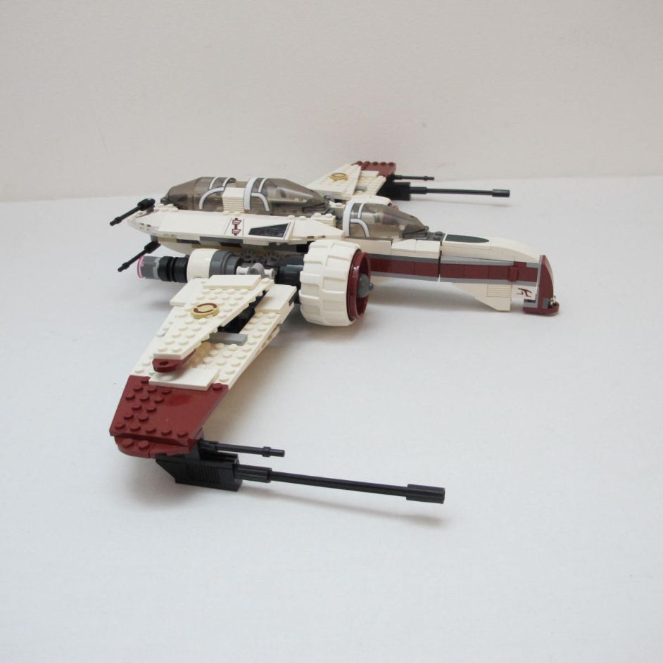 ARC-170 Starfighter. Complete with instructions and box
