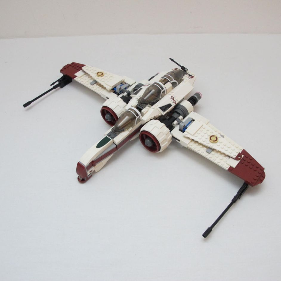 ARC-170 Starfighter. Complete with instructions and box