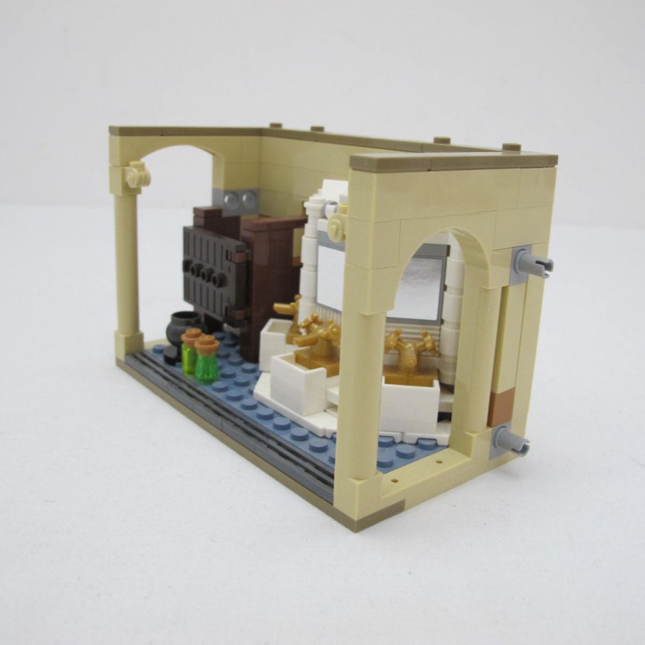 Hogwarts: Polyjuice Potion Mistake. Incomplete without instructions and box