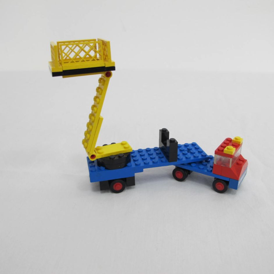 Mobile Hydraulic Hoist. Complete without instructions or box