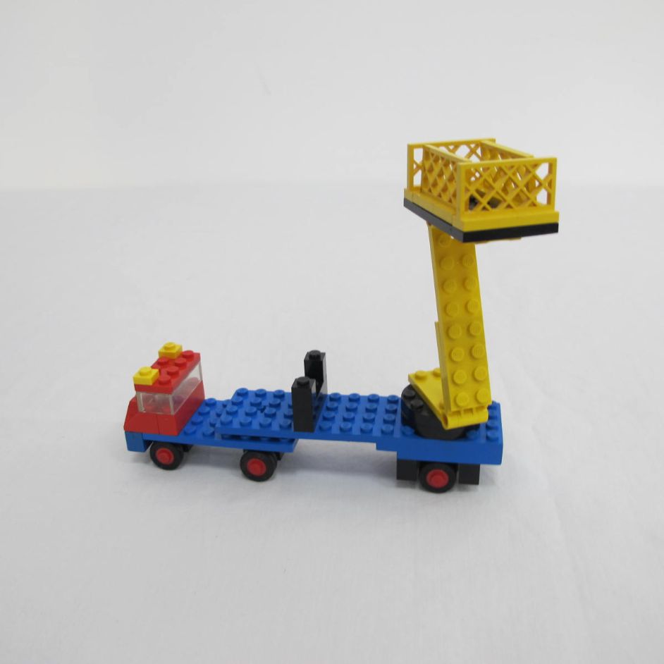 Mobile Hydraulic Hoist. Complete without instructions or box