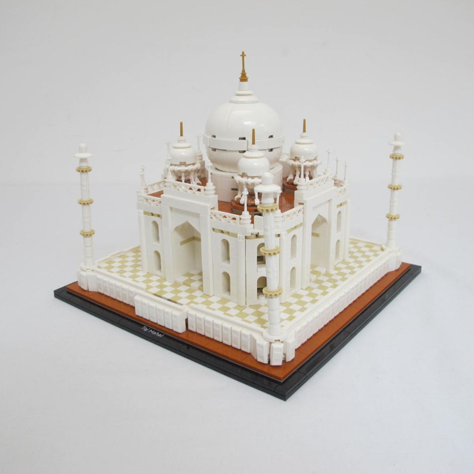 Taj Mahal. Complete with instructions, no box