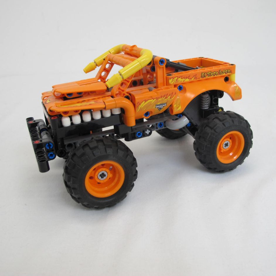 Monster Jam El Toro Loco. Complete with instructions and box