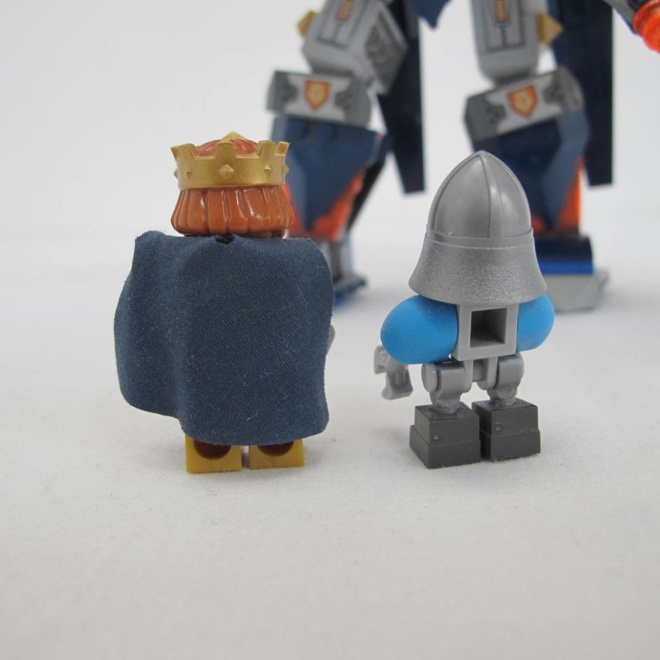 The King's Mech. Complete with instructions, no box