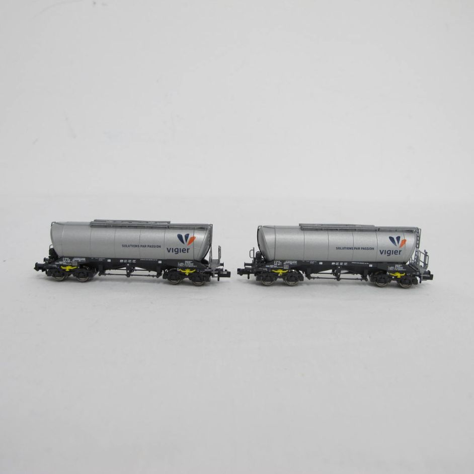 2 piece set silo wagons type Uacns of the Vigier Cement.