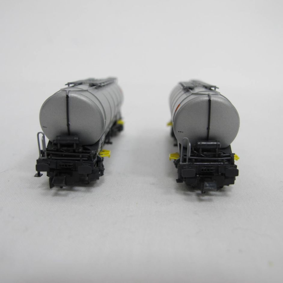 2 piece set silo wagons type Uacns of the Vigier Cement.