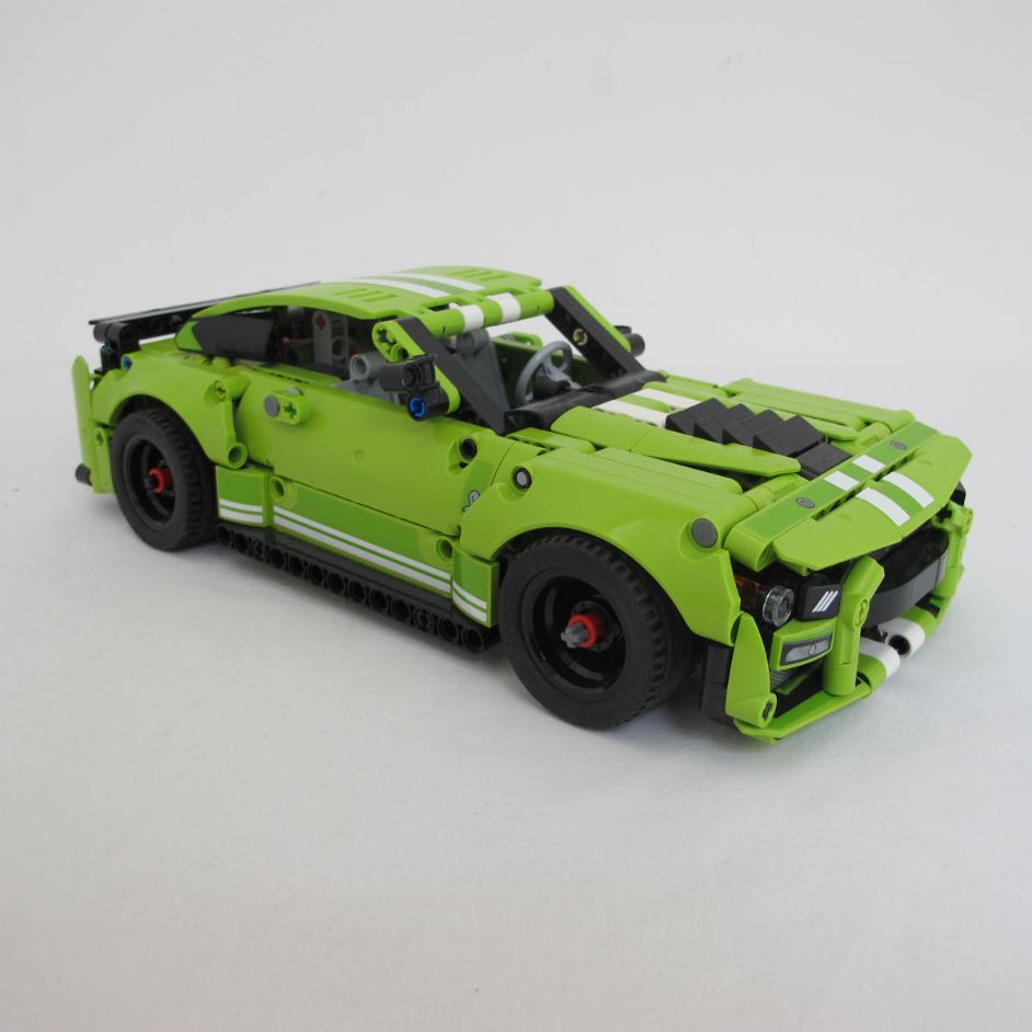 Ford Mustang Shelby GT500. Complete with instructions, no box