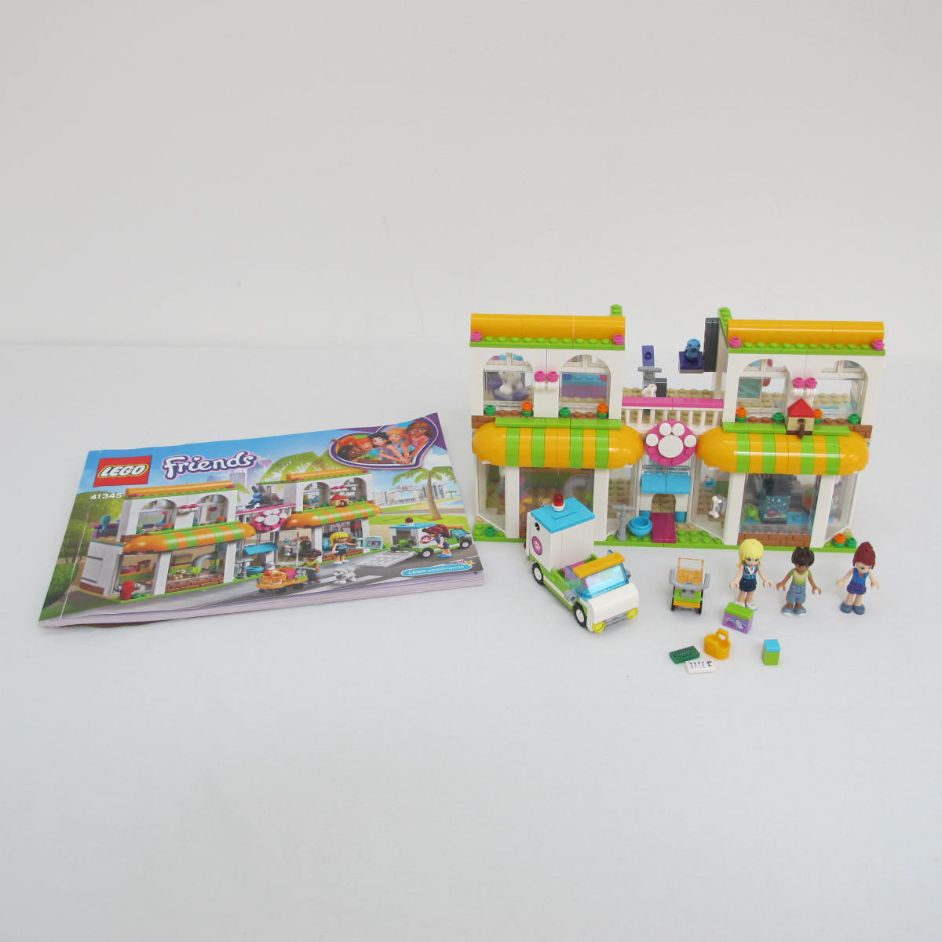 Heartlake City Pet Center. Complete with instructions, no box