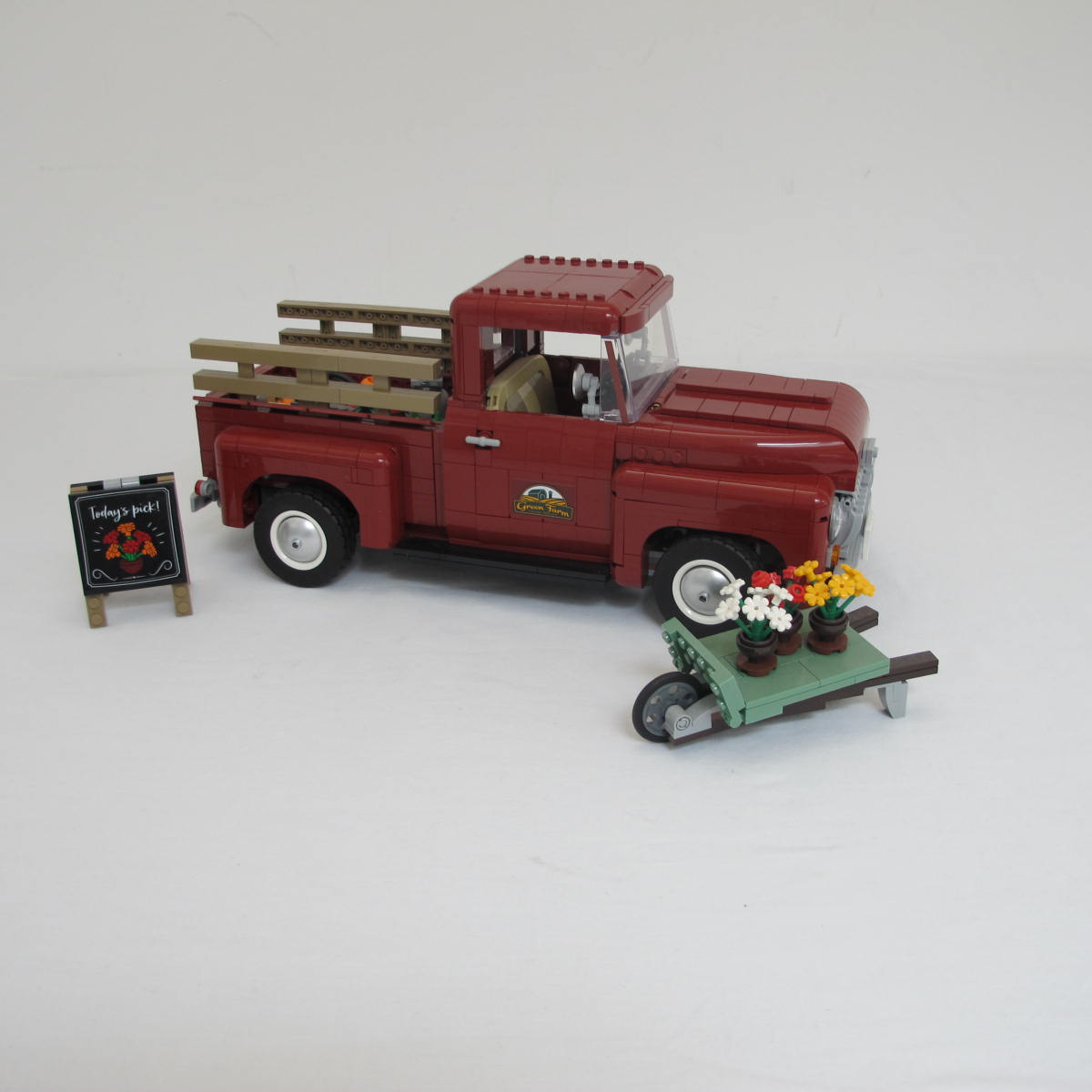 Pickup Truck. Complete with instructions, no box
