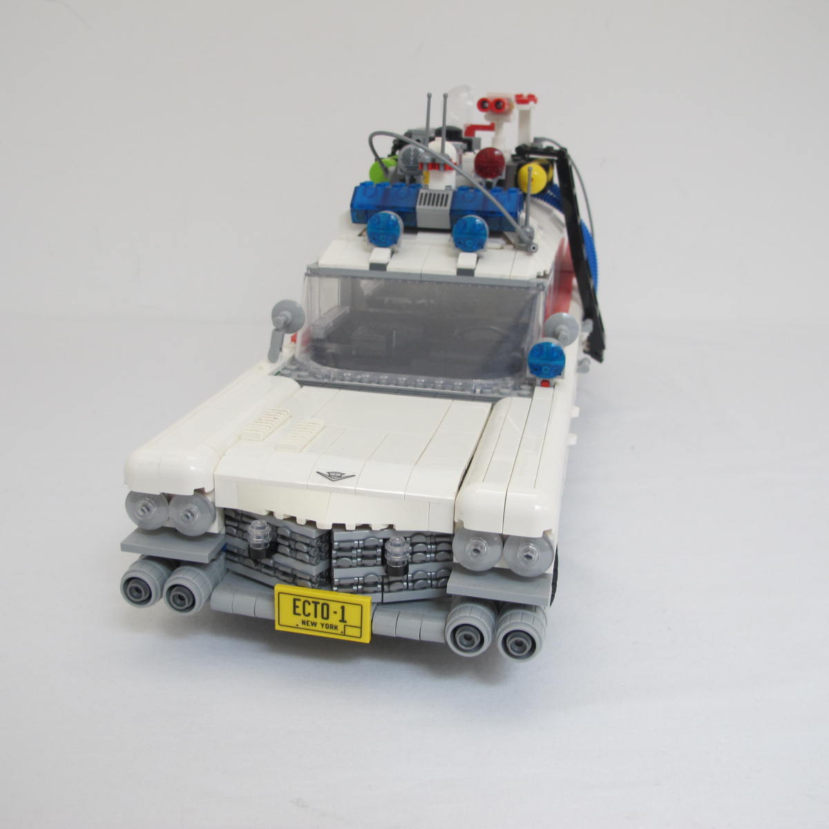 Ghostbusters ECTO-1. Complete with instructions, no box