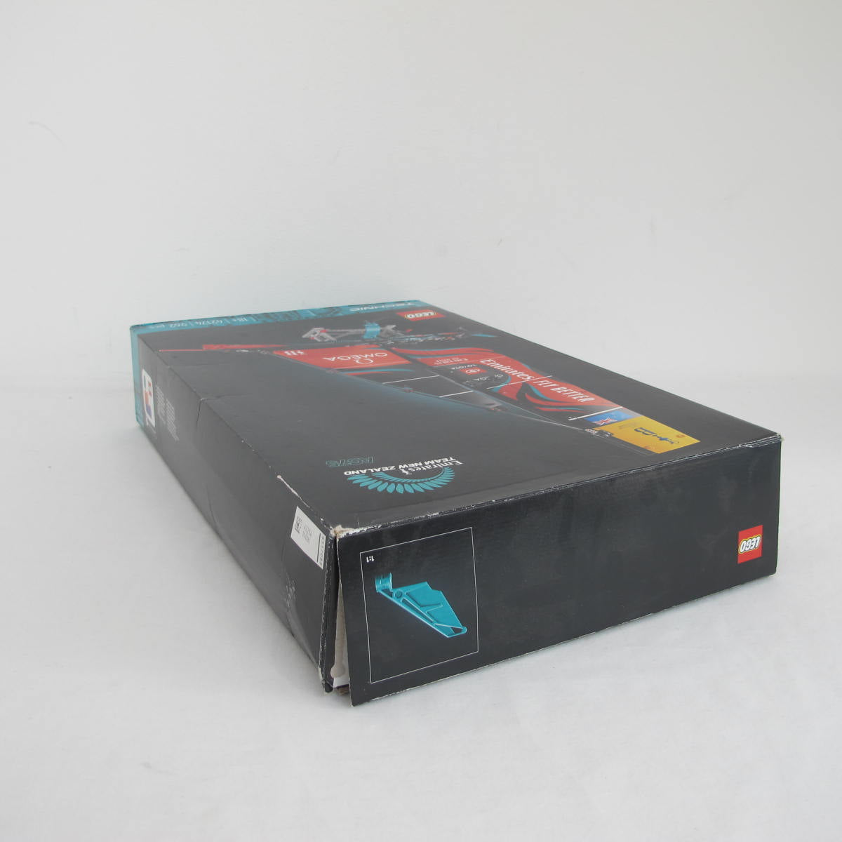 Emirates Team New Zealand AC75 Yacht. Complete with instructions and box