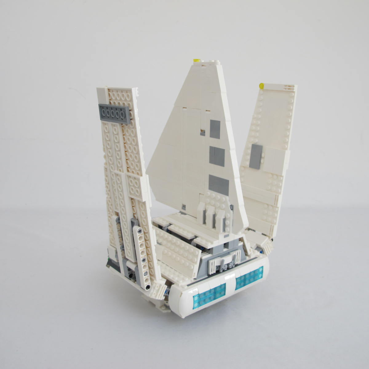 Imperial Shuttle Tydirium. Complete with instructions and box