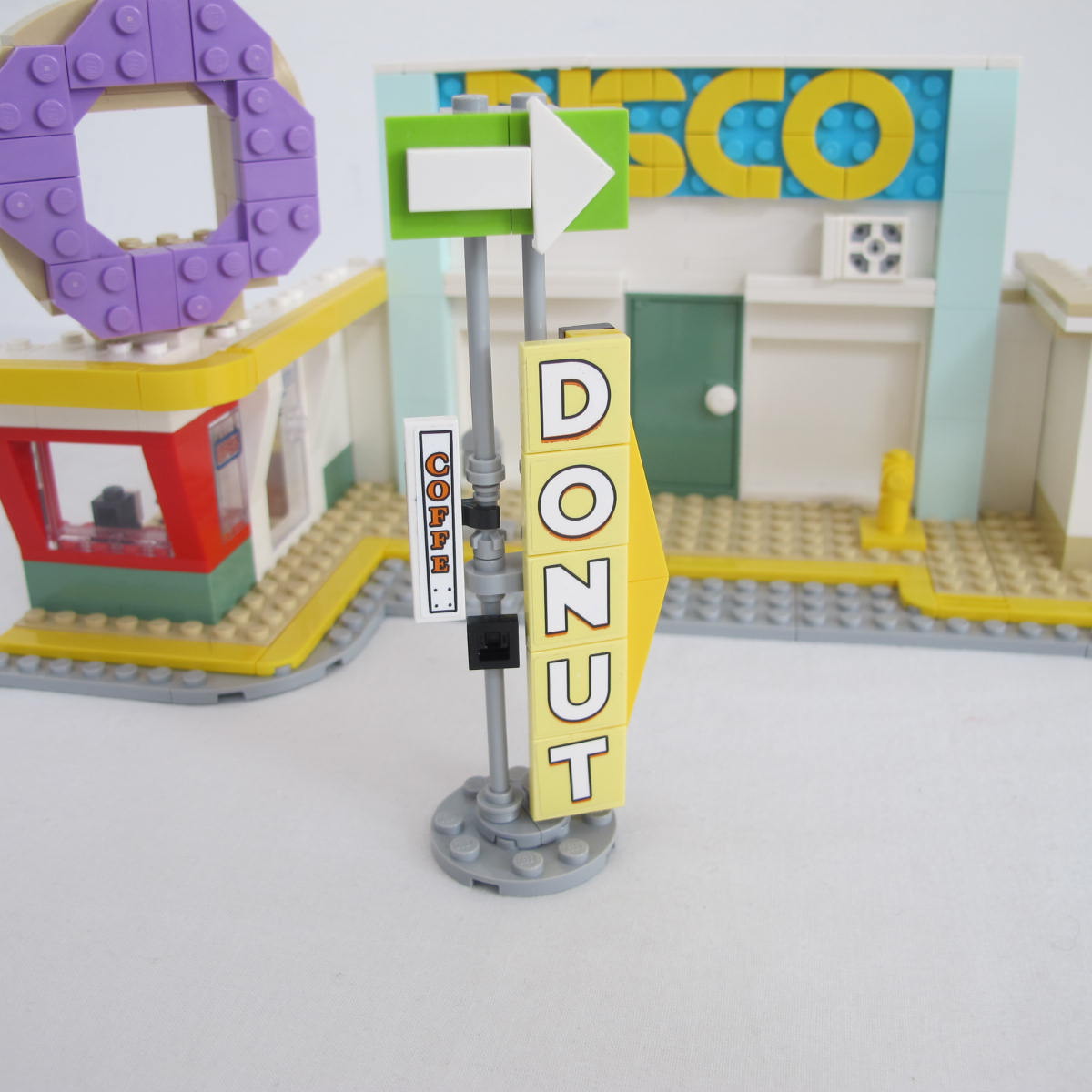 BTS Dynamite. Complete with instructions and box