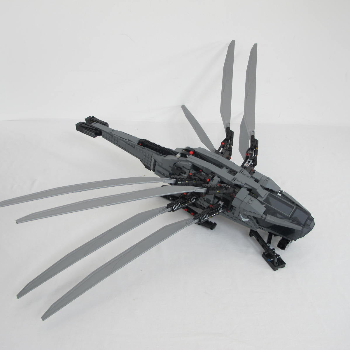 Dune Atreides Royal Ornithopter. Complete with instructions and box