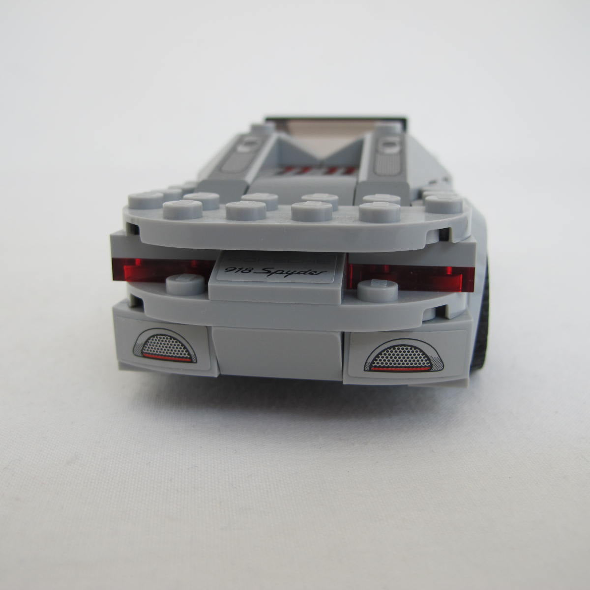 Porsche 918 Spyder. Complete with instructions and box